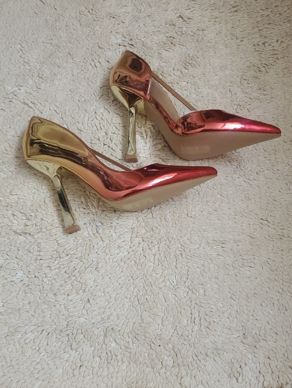 Steve Madden Metallic Rosepoint Mirror Pumps - Picture 2 of 3